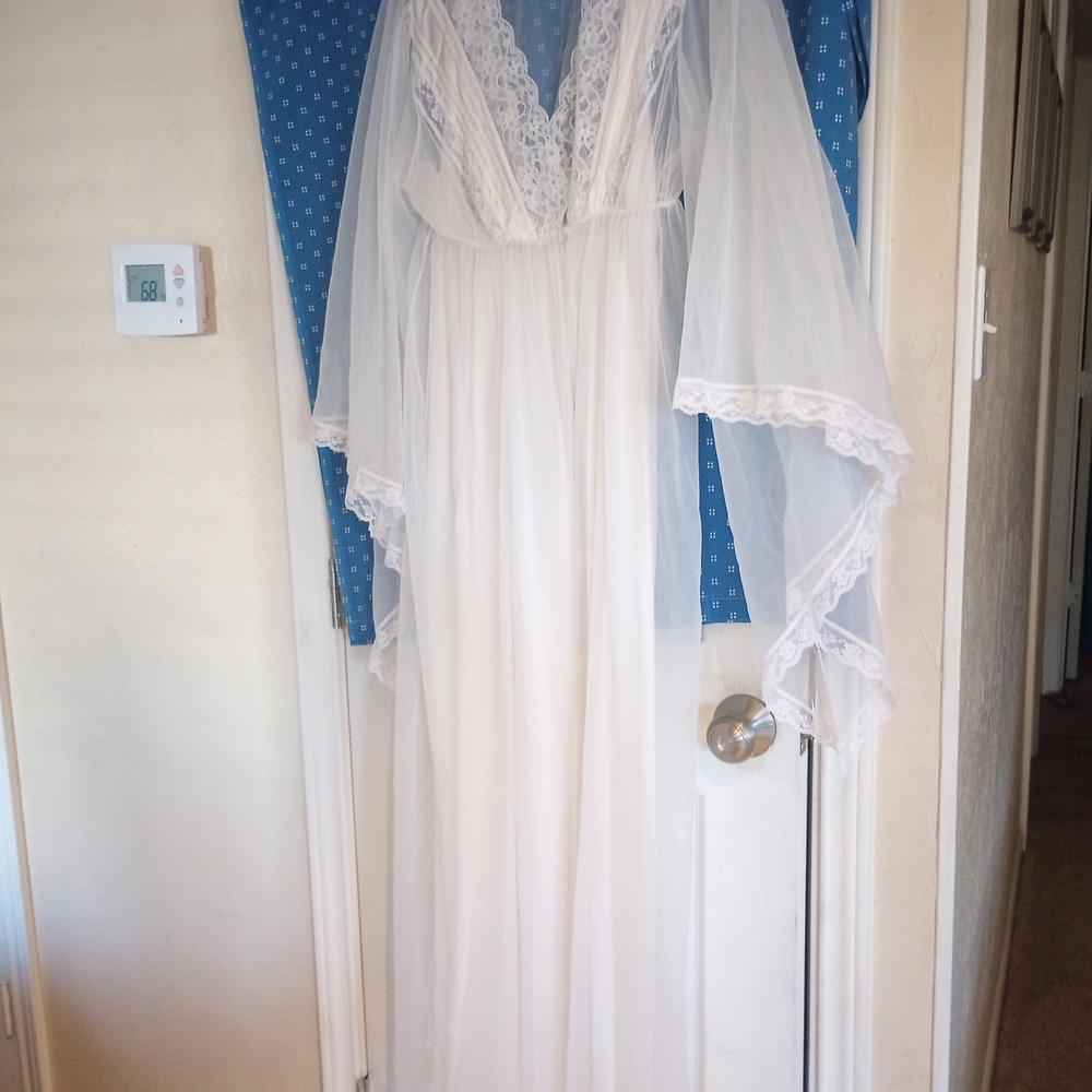 Elegant White Lace Gown